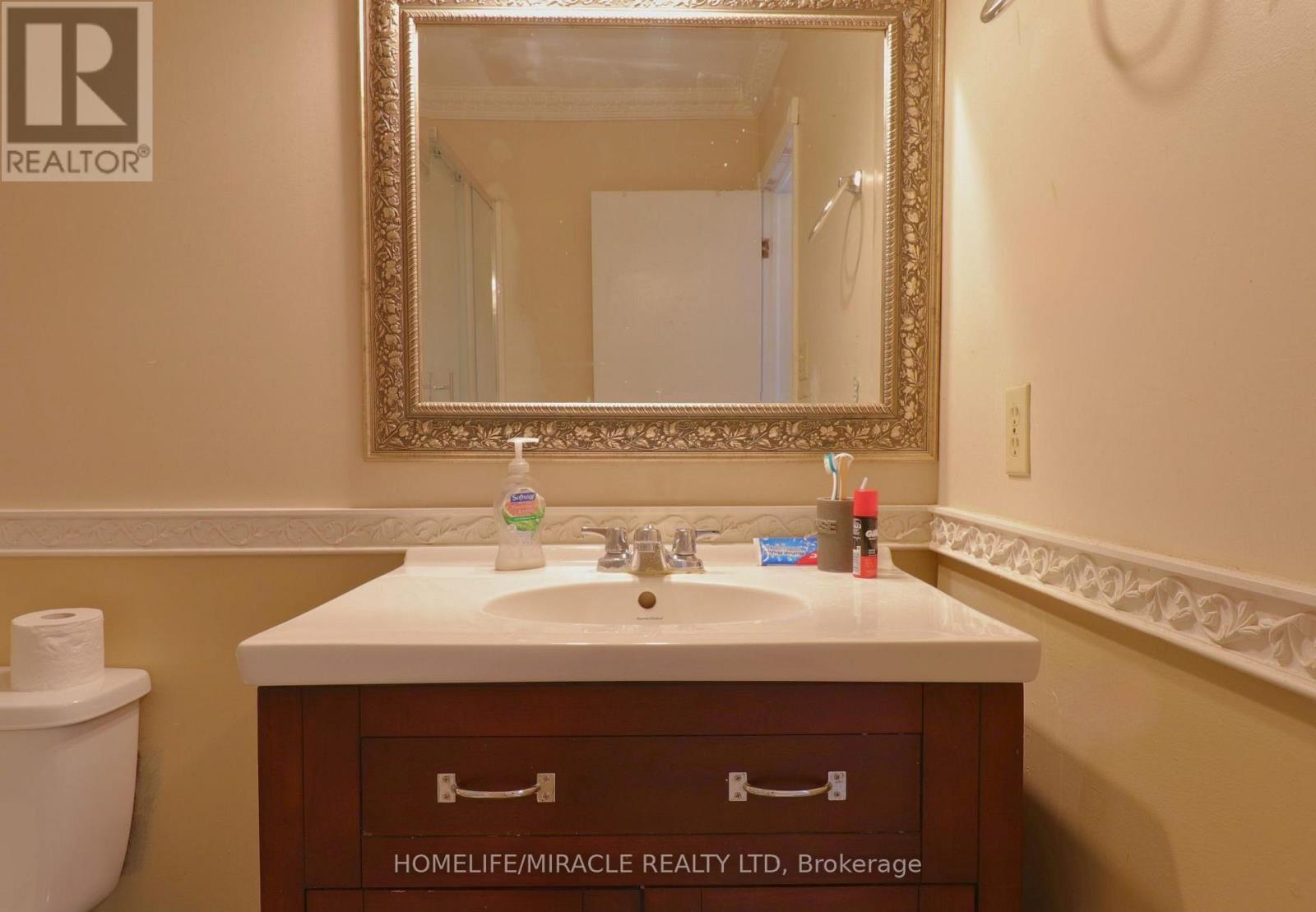 3 Caprice Court, Kitchener, Ontario  N2M 5M2 - Photo 14 - X12815976