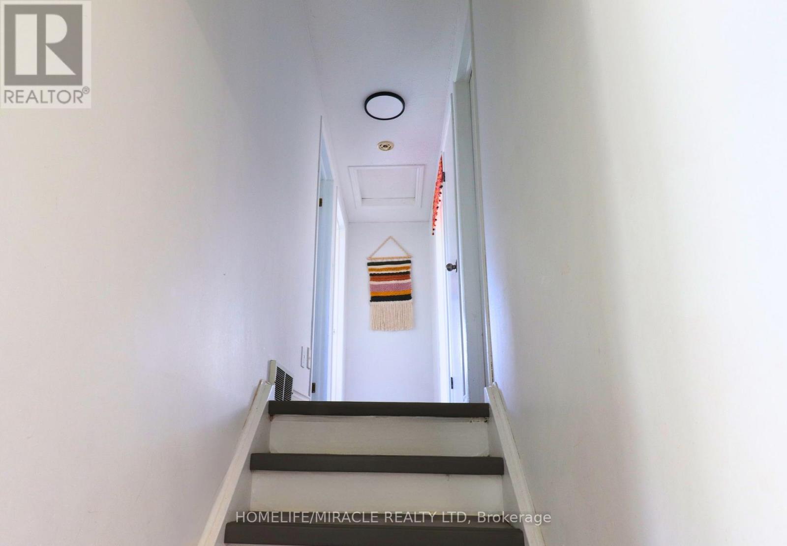 3 Caprice Court, Kitchener, Ontario  N2M 5M2 - Photo 18 - X12815976