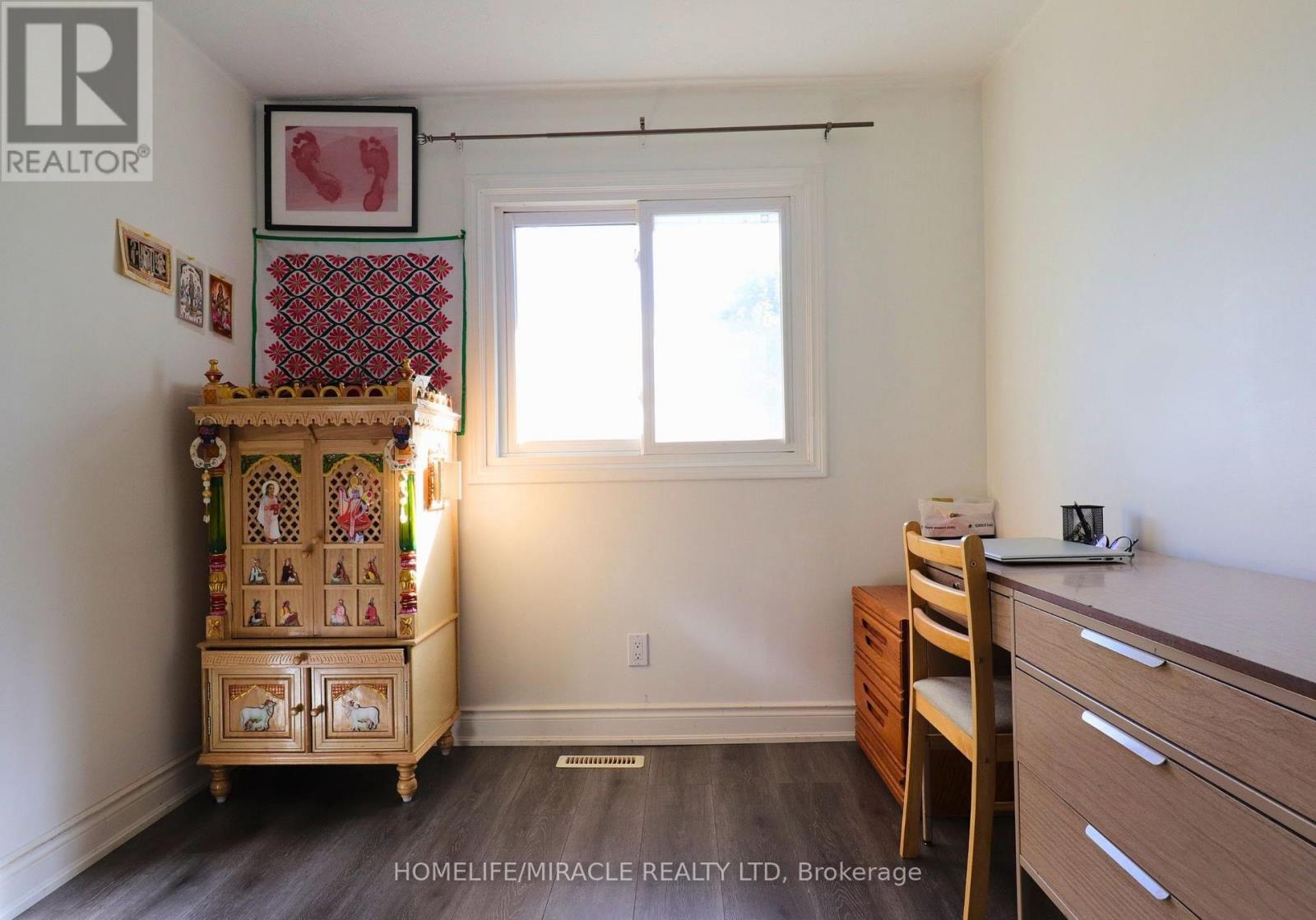 3 Caprice Court, Kitchener, Ontario  N2M 5M2 - Photo 23 - X12815976