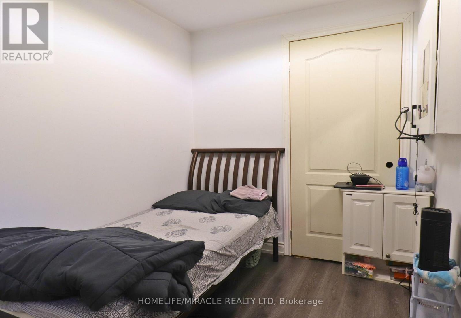 3 Caprice Court, Kitchener, Ontario  N2M 5M2 - Photo 35 - X12815976