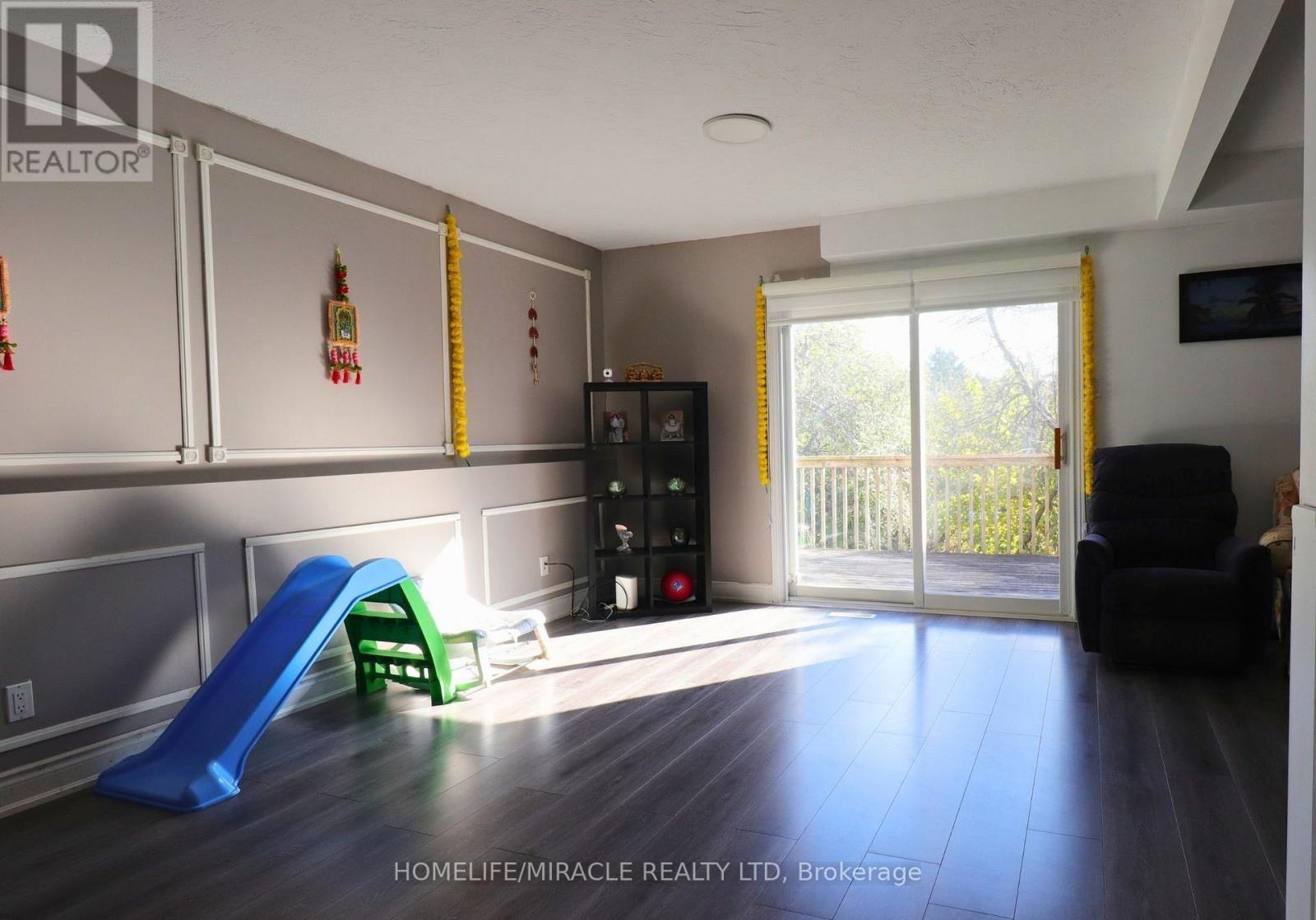 3 Caprice Court, Kitchener, Ontario  N2M 5M2 - Photo 8 - X12815976