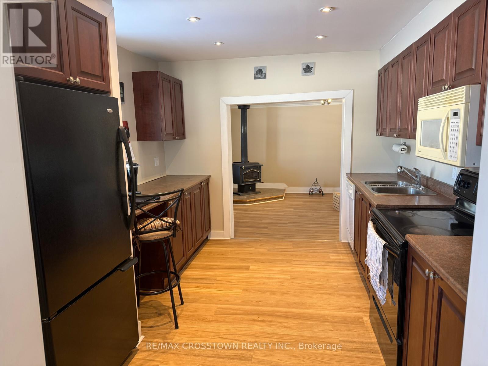 112 Arthur Street, Powassan, Ontario  P0H 2L0 - Photo 6 - X12816002