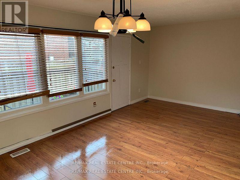 43 Albright Road, Hamilton, Ontario  L8K 6H5 - Photo 12 - X12816016