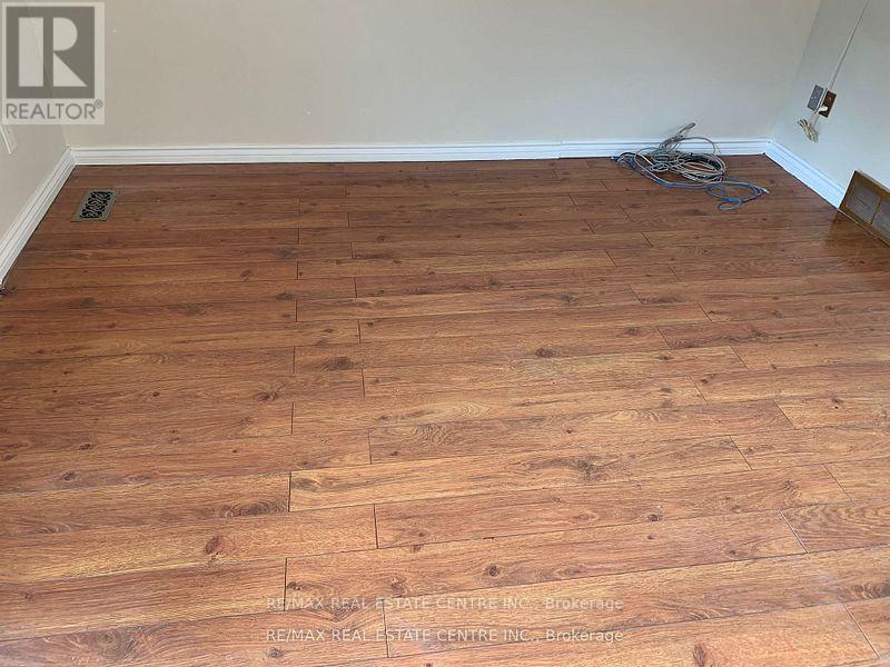 43 Albright Road, Hamilton, Ontario  L8K 6H5 - Photo 16 - X12816016