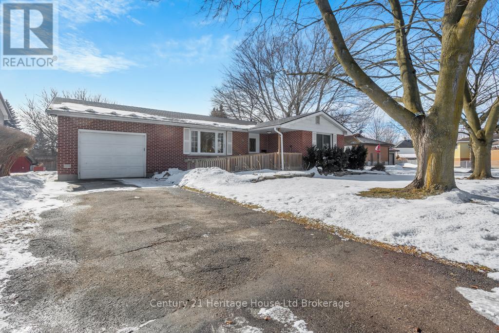 1 FERGUSSON AVENUE, Ingersoll, Ontario