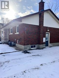 25 Warkdale Drive, St. Catharines, Ontario  L2T 2V8 - Photo 5 - X12813178