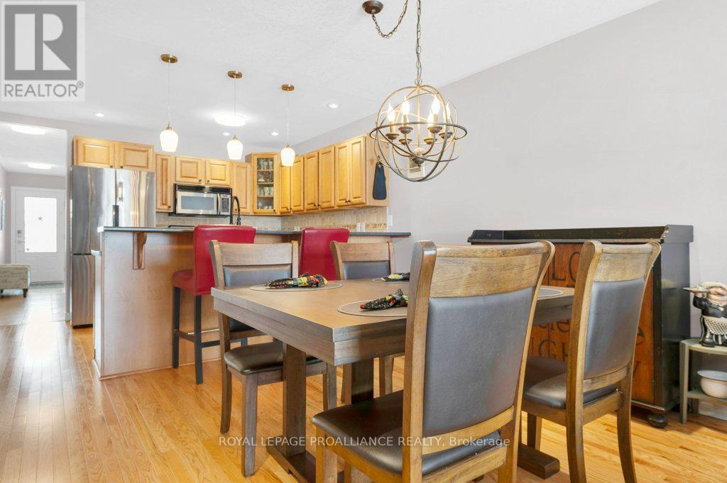 18 Sarah Court, Belleville, Ontario  K8P 0A1 - Photo 14 - X12816108