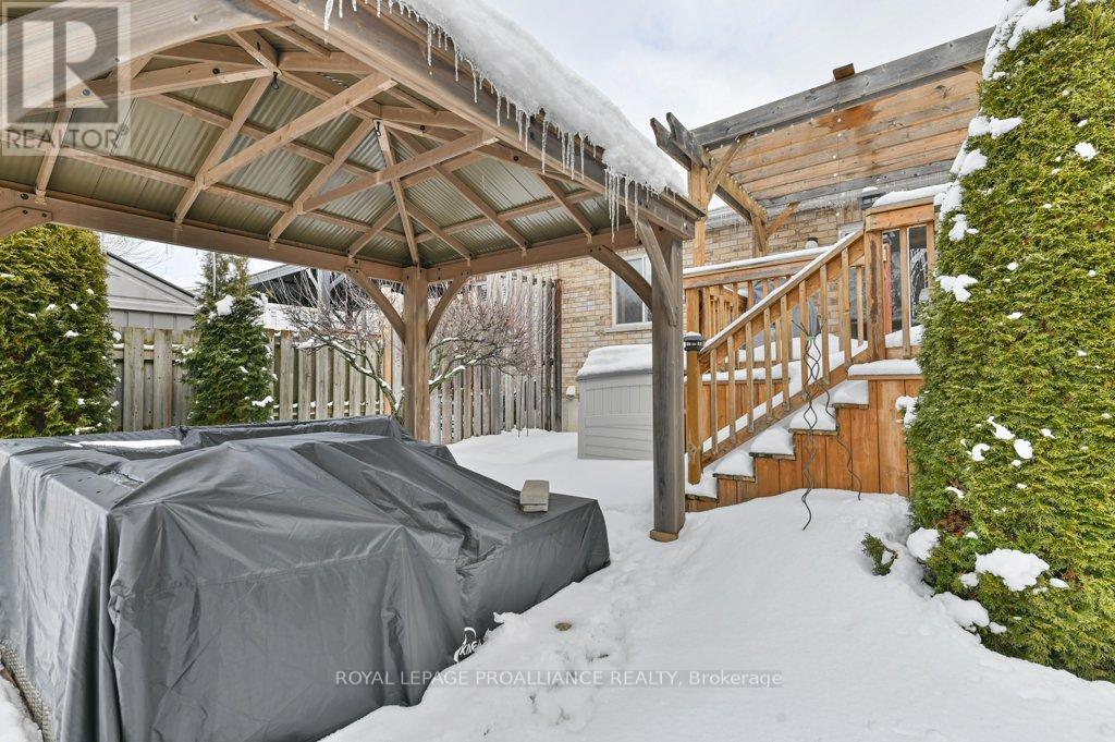 18 Sarah Court, Belleville, Ontario  K8P 0A1 - Photo 30 - X12816108