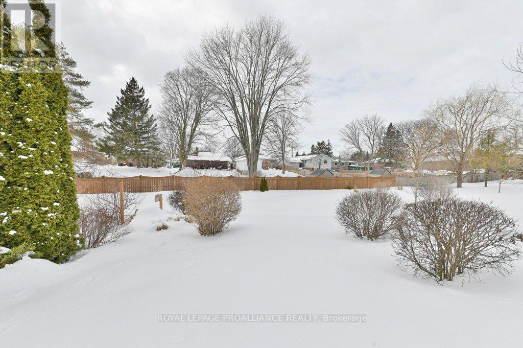 18 Sarah Court, Belleville, Ontario  K8P 0A1 - Photo 32 - X12816108