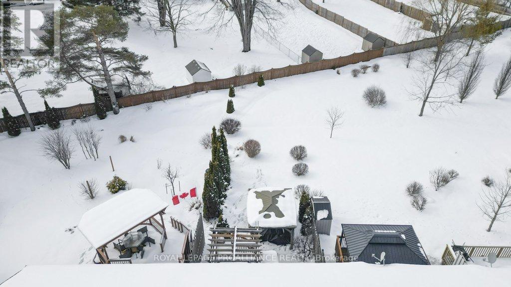 18 Sarah Court, Belleville, Ontario  K8P 0A1 - Photo 37 - X12816108