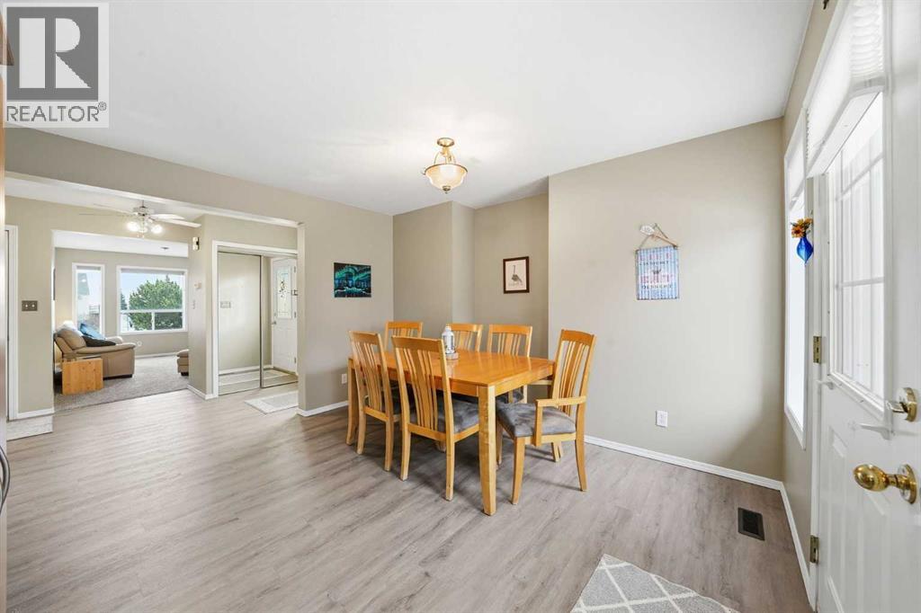 302 Strathaven Drive, Strathmore, Alberta  T1P 1M2 - Photo 10 - A2281112