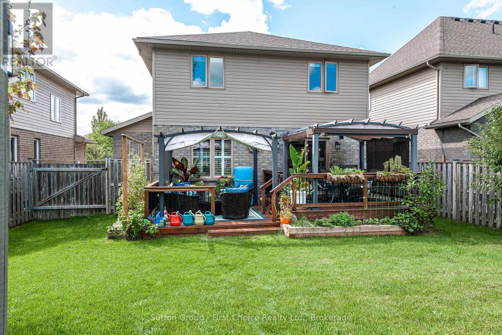 74 Rutherford Drive, Stratford, Ontario  N5A 0A6 - Photo 38 - X12816070