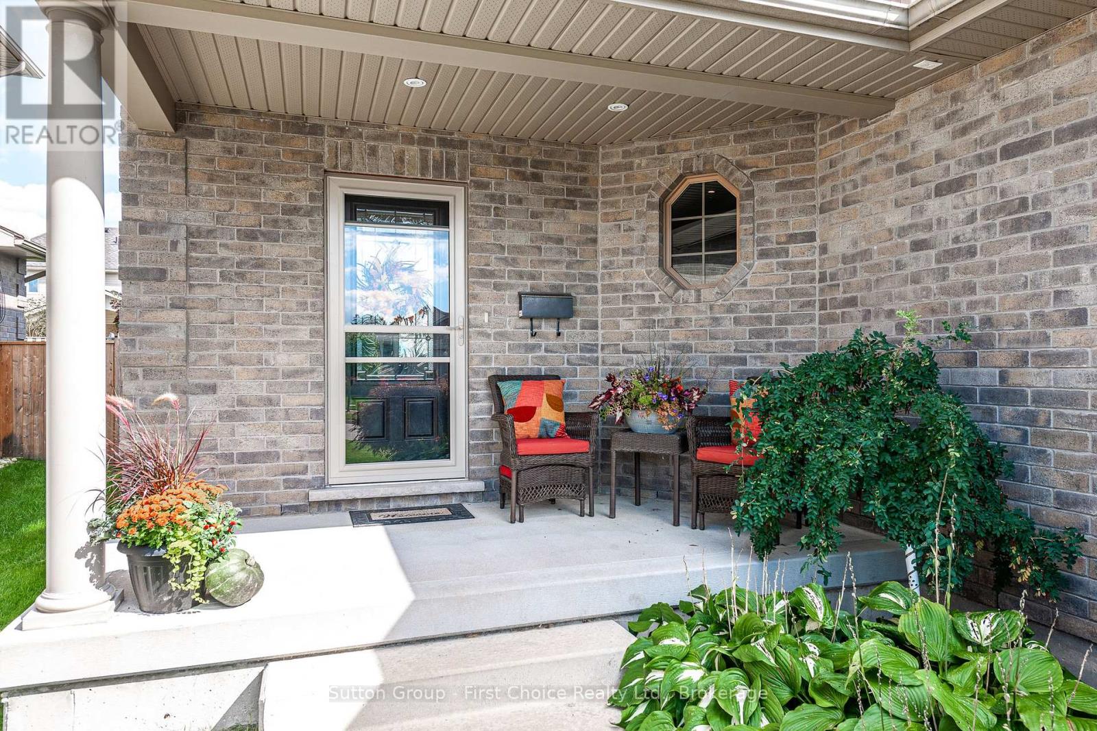 74 Rutherford Drive, Stratford, Ontario  N5A 0A6 - Photo 4 - X12816070