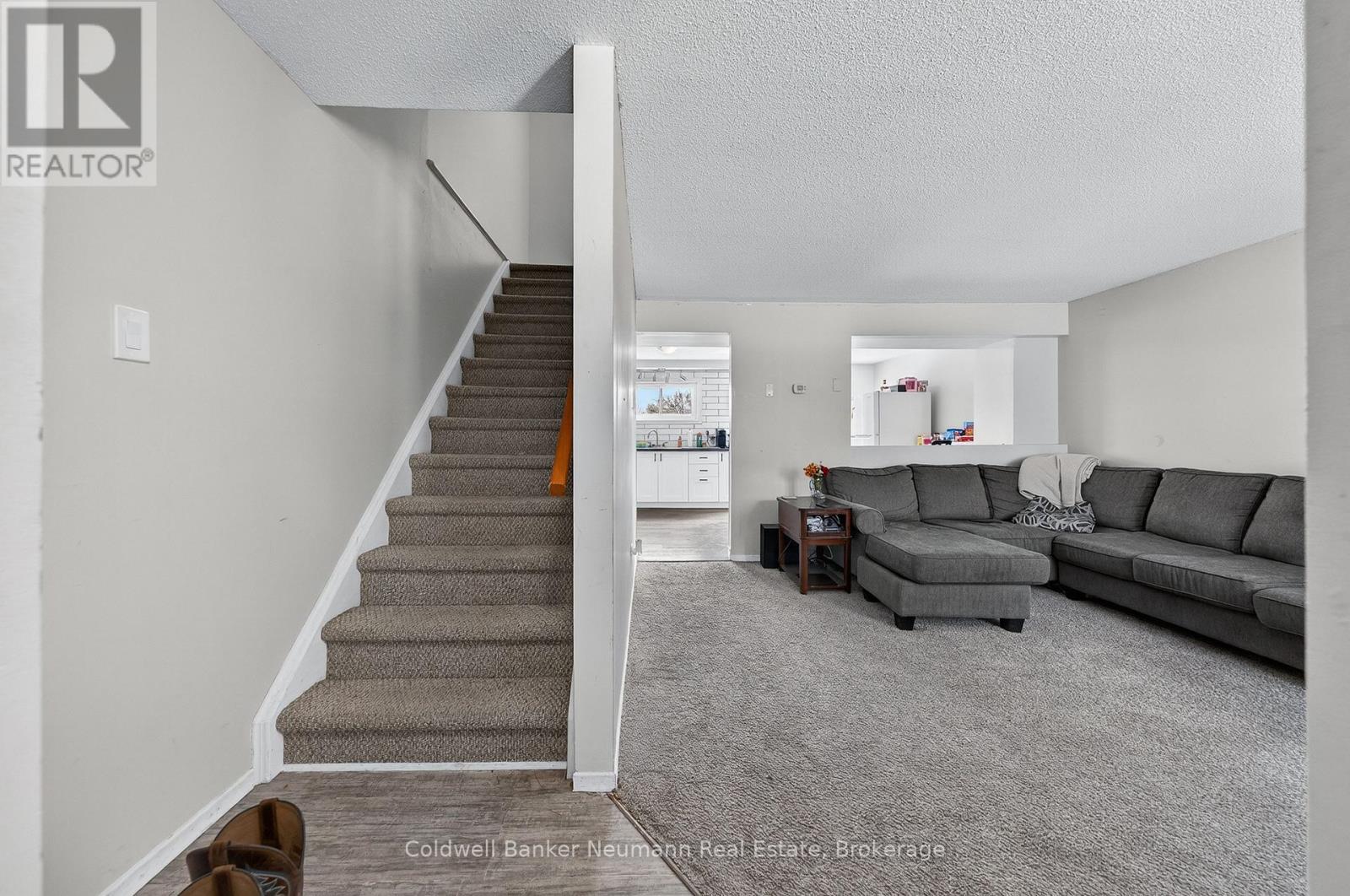 170 Ironwood Road, Guelph, Ontario  N1G 3R4 - Photo 4 - X12816272