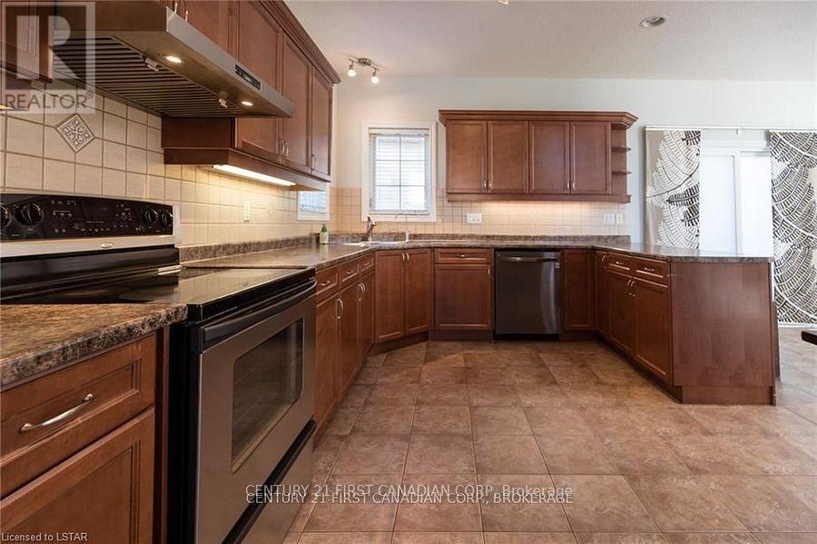 2016 Beaverbrook Avenue, London North, Ontario  N6H 5X3 - Photo 7 - X12816074