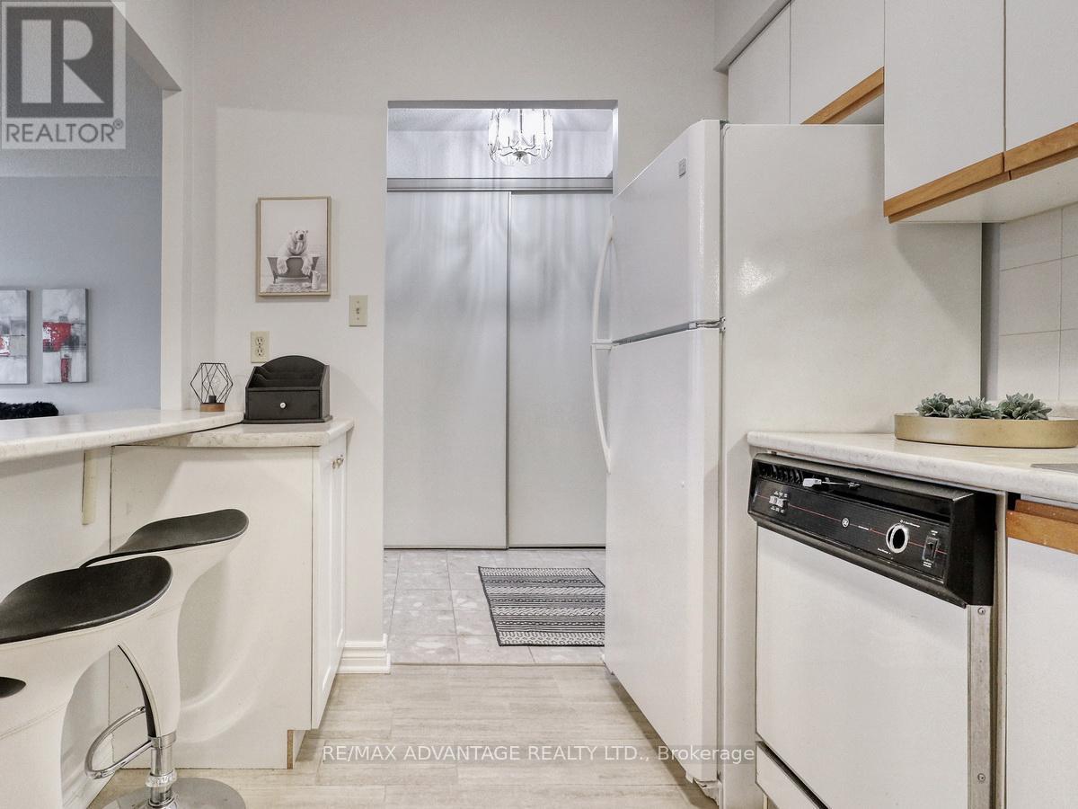 205 - 744 Wonderland Road S, London South, Ontario  N6K 4K3 - Photo 18 - X12816278