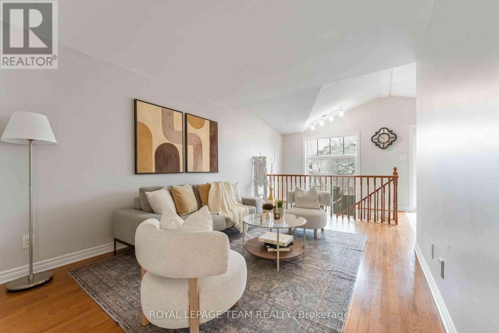 246 Tandalee Crescent, Ottawa, Ontario  K2M 0A1 - Photo 7 - X12816142