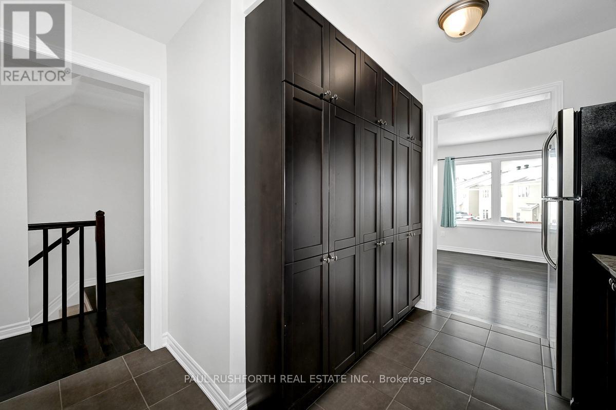 501 Coldwater Crescent, Ottawa, Ontario  K2M 3B3 - Photo 14 - X12816176