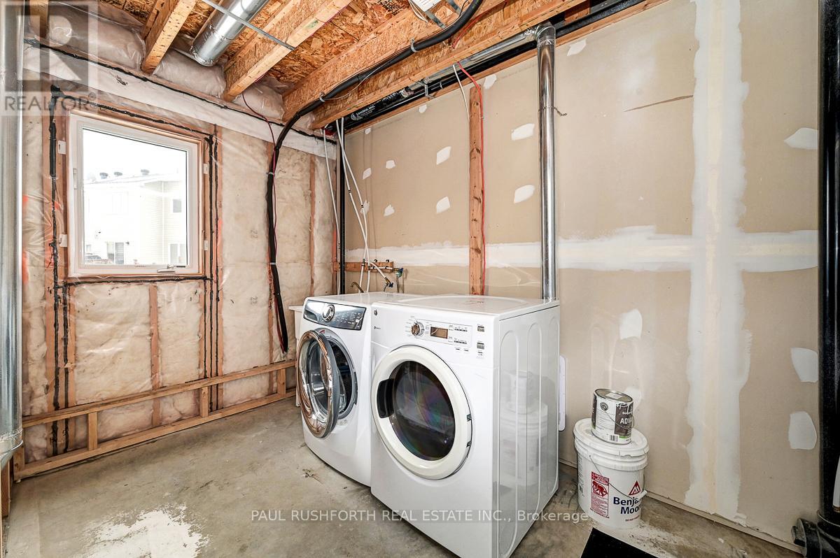 501 Coldwater Crescent, Ottawa, Ontario  K2M 3B3 - Photo 34 - X12816176