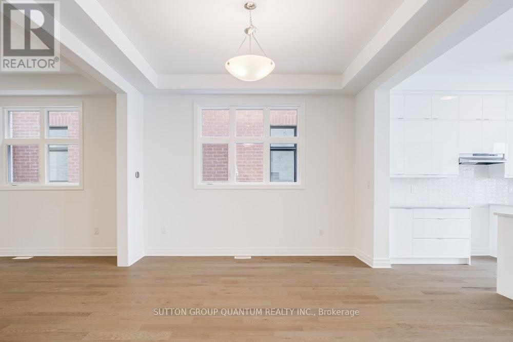 1223 Black Bear Trail, Oakville, Ontario  L6H 8B1 - Photo 9 - W12807008