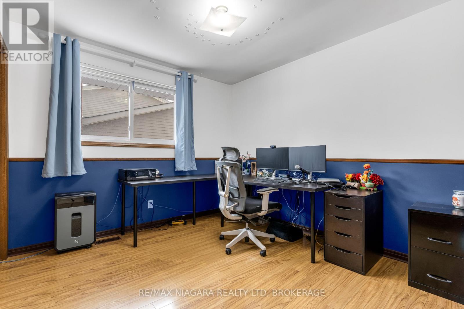 25 Vinemount Drive, Pelham, Ontario  L3E 0R9 - Photo 18 - X12816202