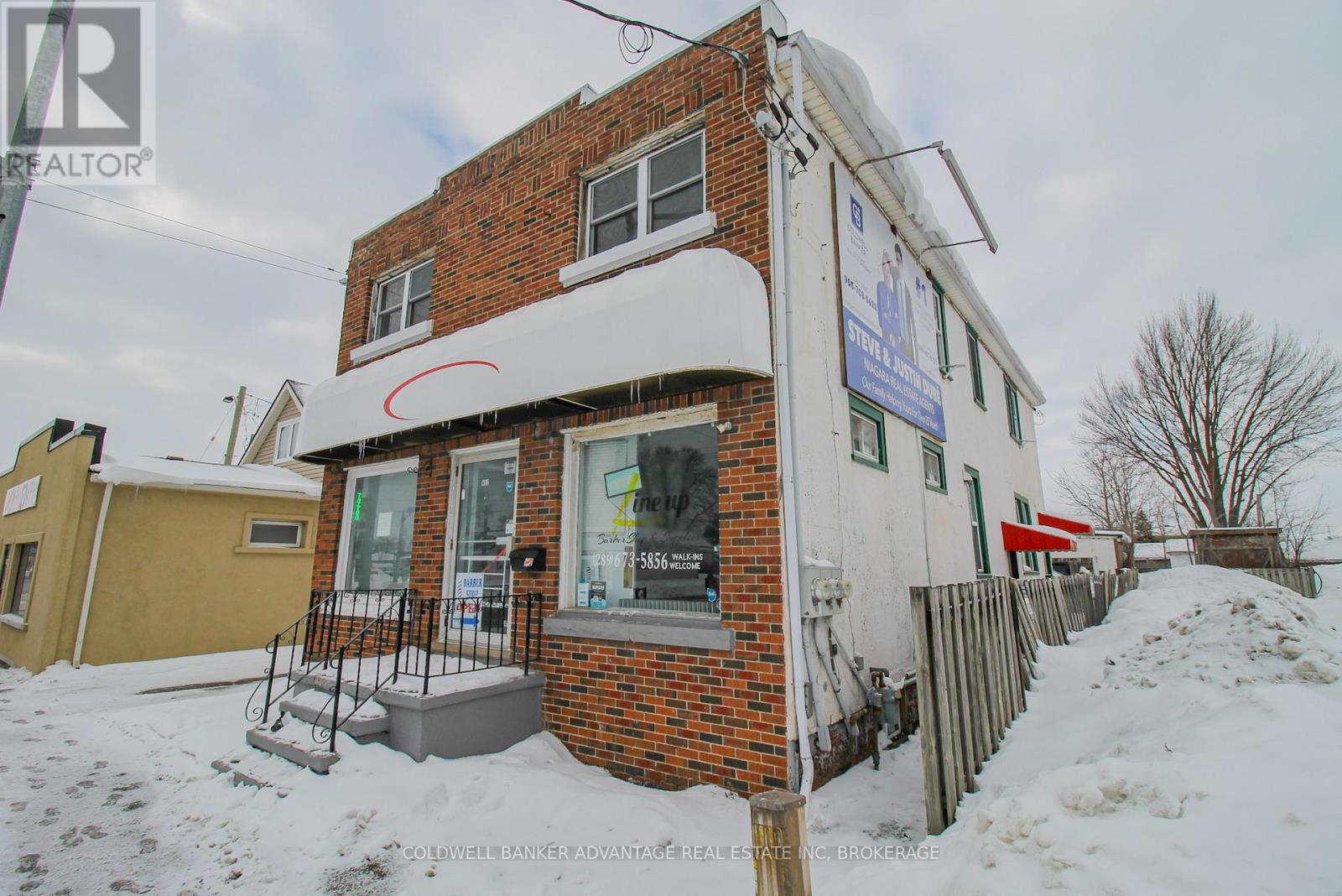 Front Unit - 602 East Main Street E, Welland (Welland Downtown), Ontario  L3B 3Y2 - Photo 2 - X12816218