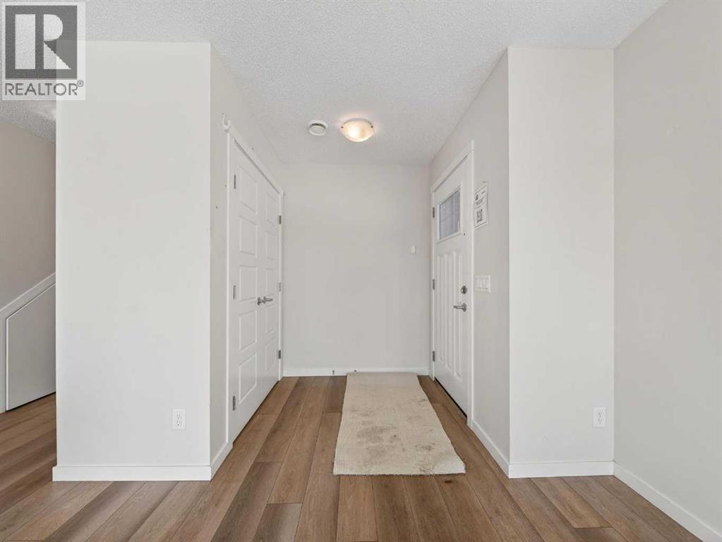 302 Cranbrook Square Se, Calgary, Alberta  T3M 3K8 - Photo 6 - A2288468