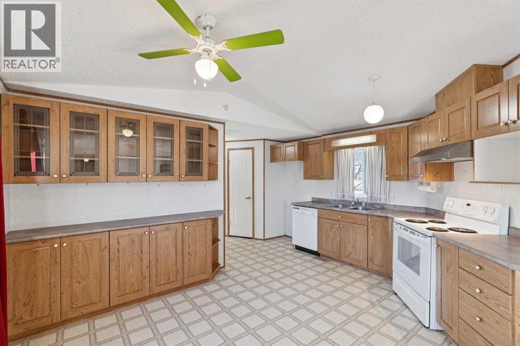 1909 29 Avenue, Nanton, Alberta  T0L 1R0 - Photo 12 - A2283385