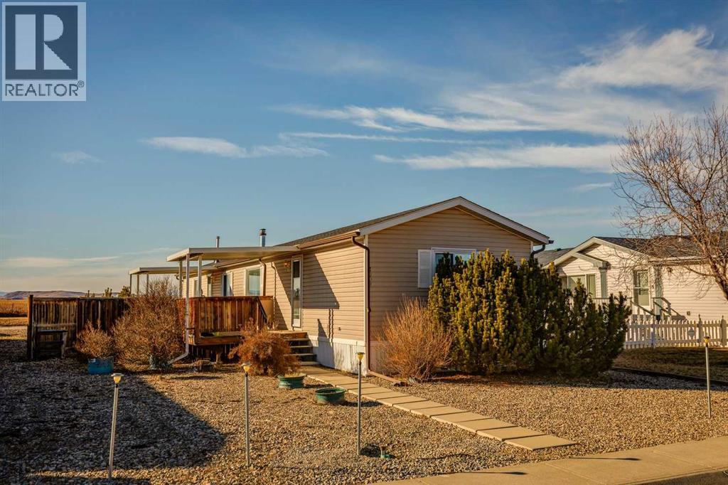 1909 29 Avenue, Nanton, Alberta  T0L 1R0 - Photo 2 - A2283385