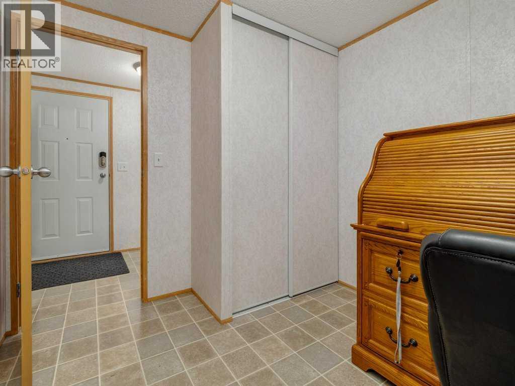 206 Station Boulevard, Coaldale, Alberta  T1M 1P5 - Photo 7 - A2270594