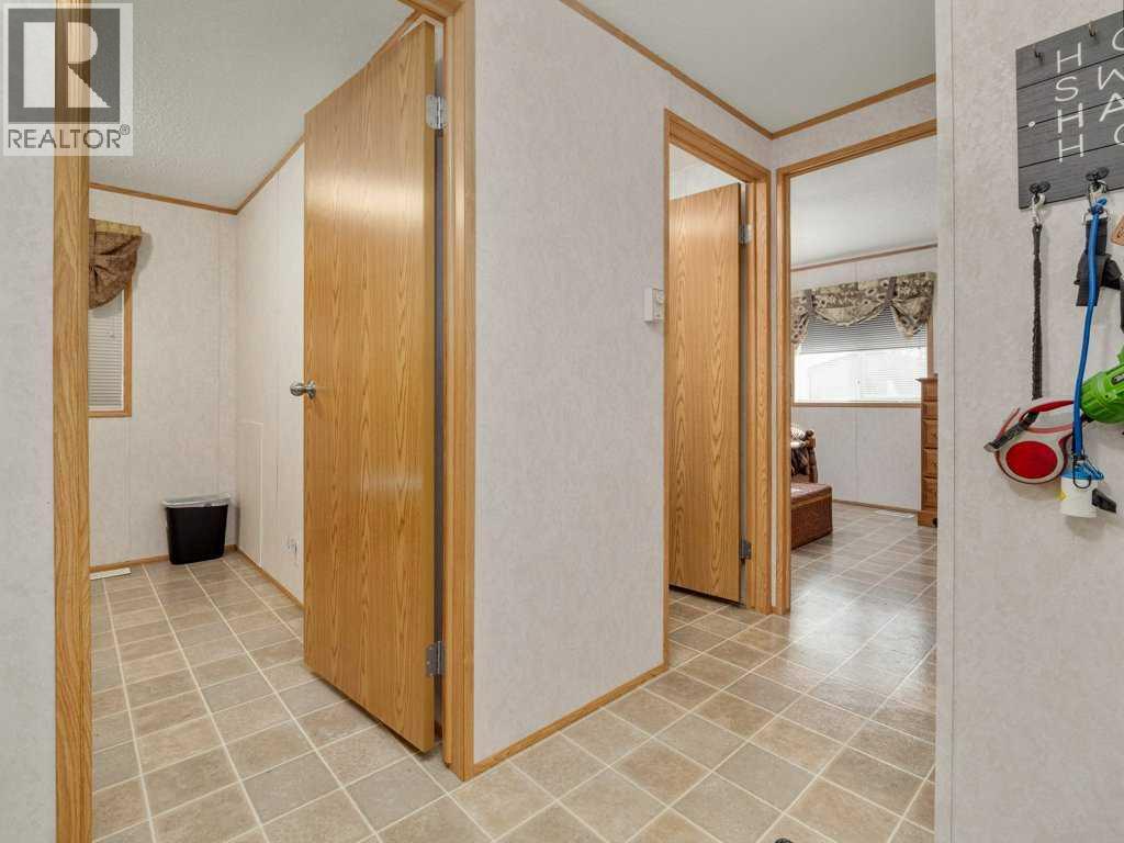 206 Station Boulevard, Coaldale, Alberta  T1M 1P5 - Photo 4 - A2270594