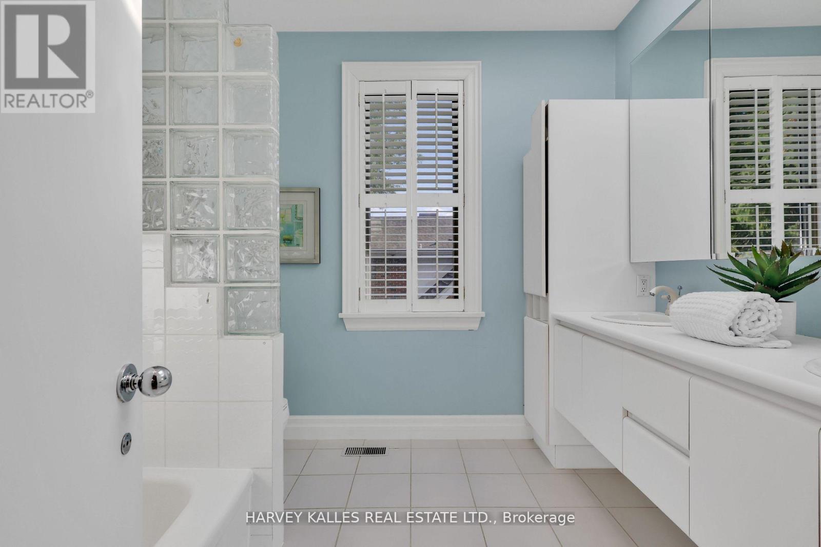 99 Bideford Avenue, Toronto, Ontario  M3H 1K5 - Photo 36 - C12816134