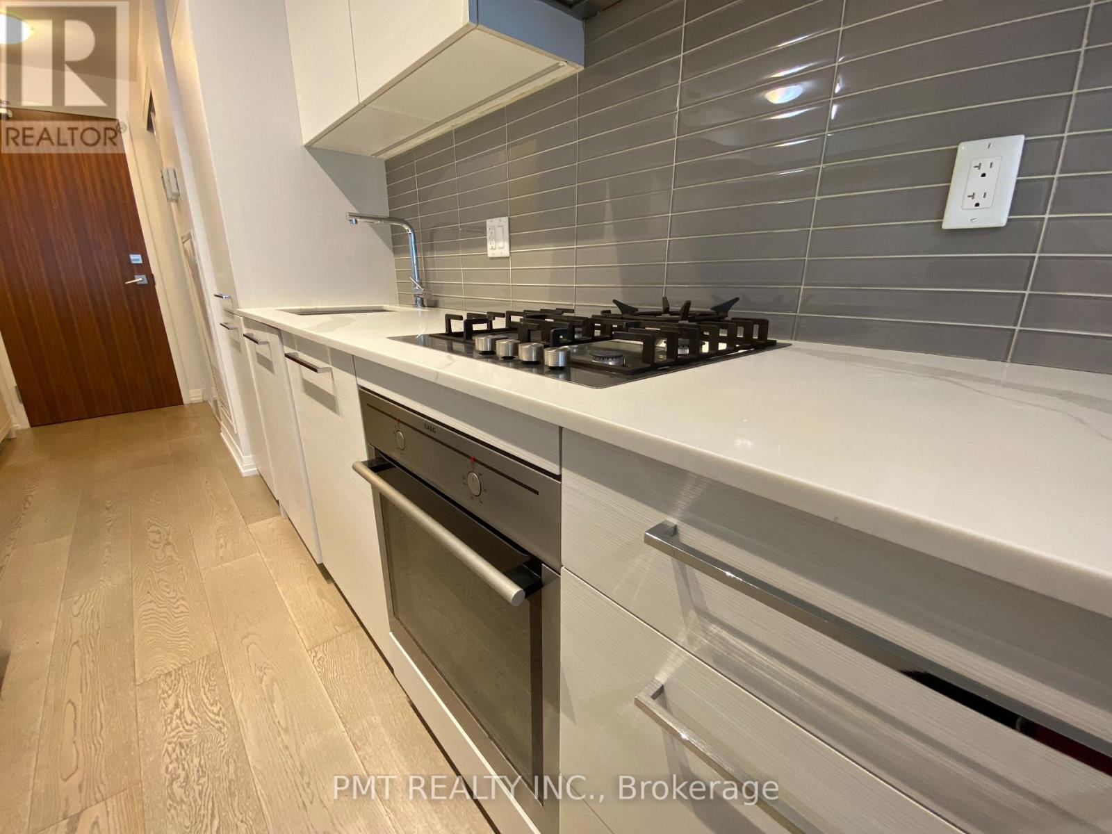 503 - 835 St. Clair Avenue W, Toronto, Ontario  M6C 0A8 - Photo 8 - C12816226