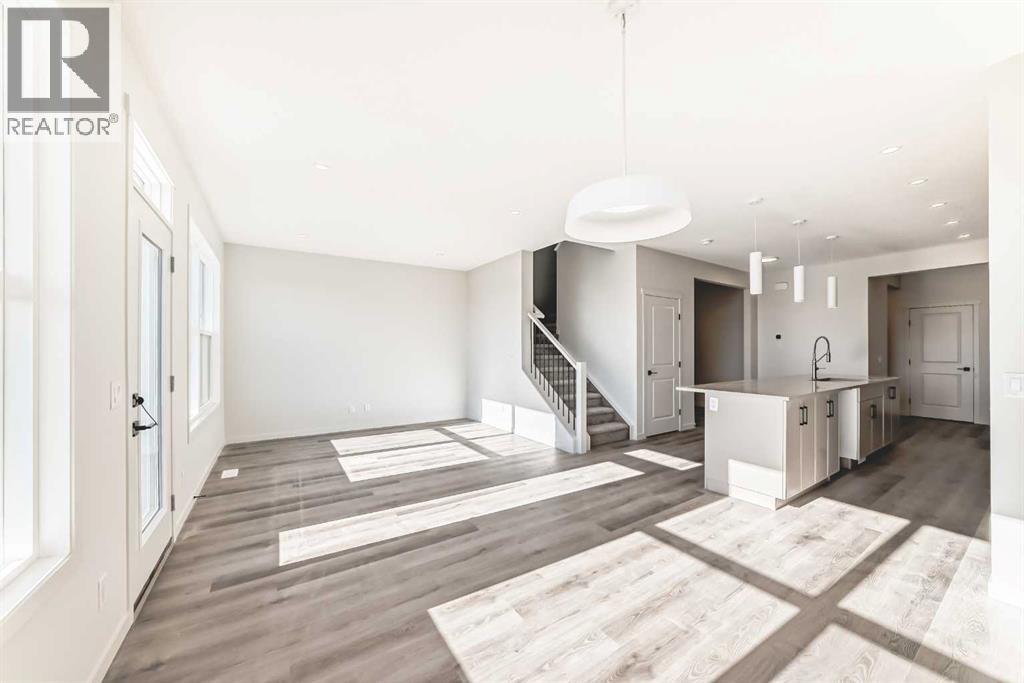 107 Mercado Crescent Se, Calgary, Alberta  T3M 4C9 - Photo 12 - A2286231