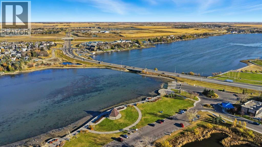 308 Viewpointe Terrace, Chestermere, Alberta  T1X 0T2 - Photo 42 - A2286779