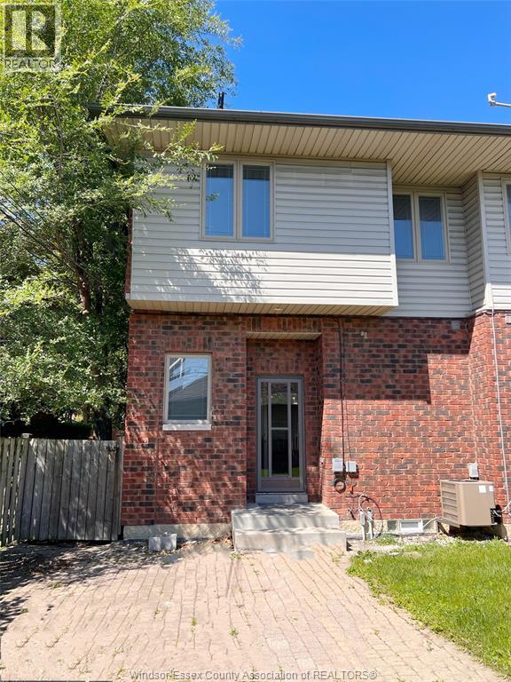 916 Monmouth, Windsor, Ontario  N8Y 3L7 - Photo 21 - 26003911