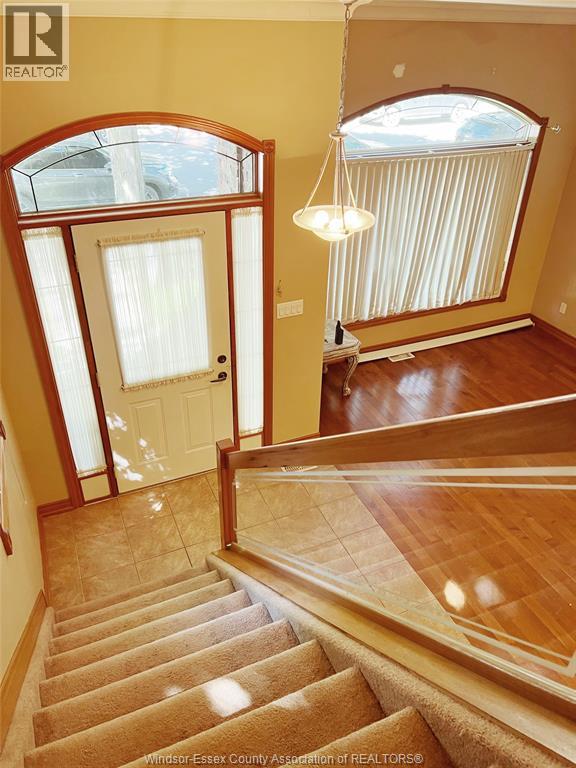 916 Monmouth, Windsor, Ontario  N8Y 3L7 - Photo 8 - 26003911