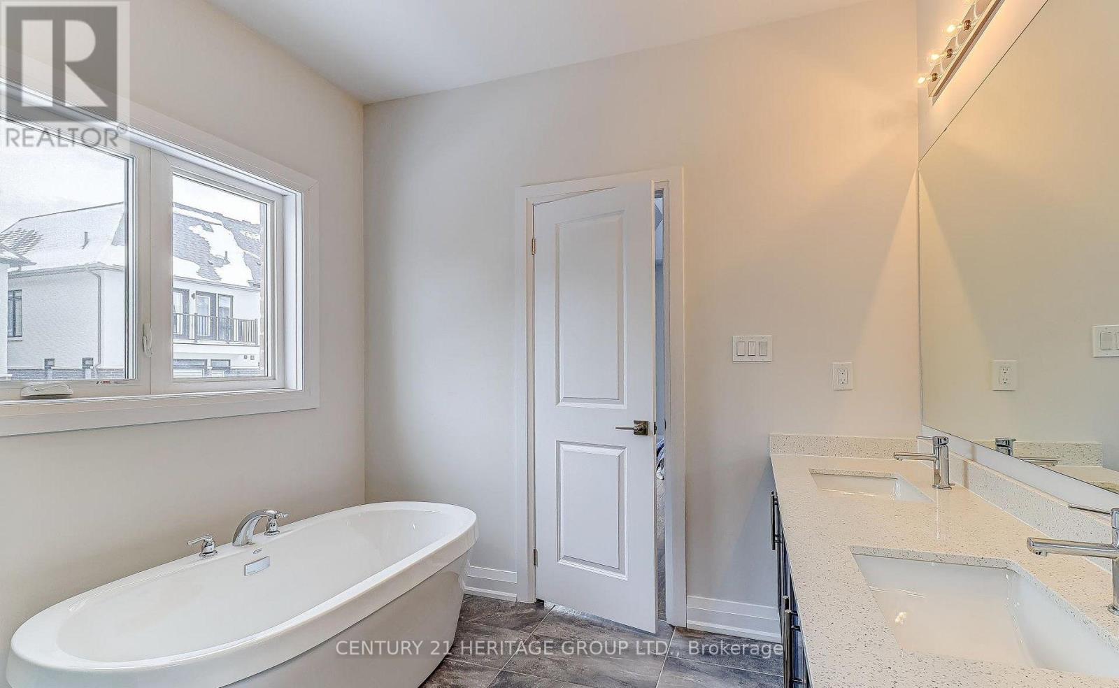 Main - 21 Seguin Street, Richmond Hill, Ontario  L4E 2X5 - Photo 17 - N12816112