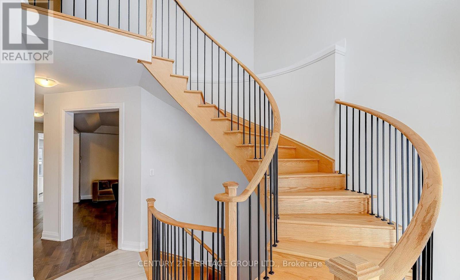 Main - 21 Seguin Street, Richmond Hill, Ontario  L4E 2X5 - Photo 2 - N12816112