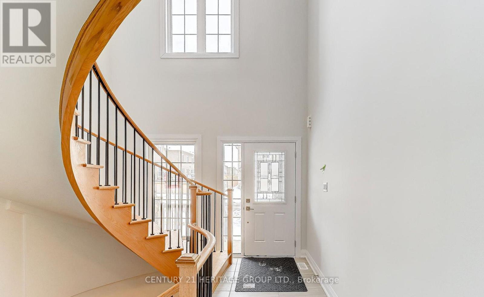 Main - 21 Seguin Street, Richmond Hill, Ontario  L4E 2X5 - Photo 3 - N12816112