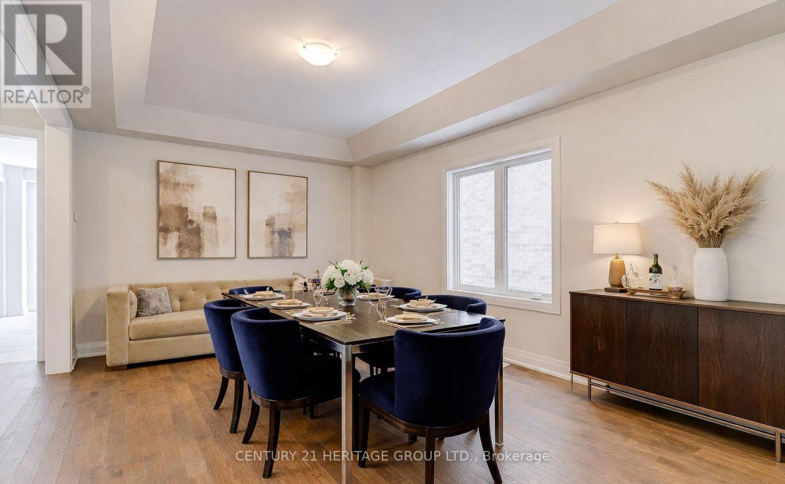 Main - 21 Seguin Street, Richmond Hill, Ontario  L4E 2X5 - Photo 6 - N12816112