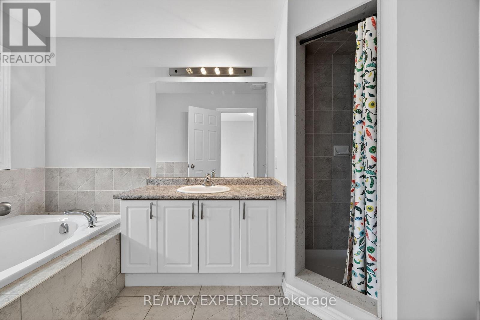 19 Sunset Terrace, Vaughan, Ontario  L4H 4S3 - Photo 29 - N12816120