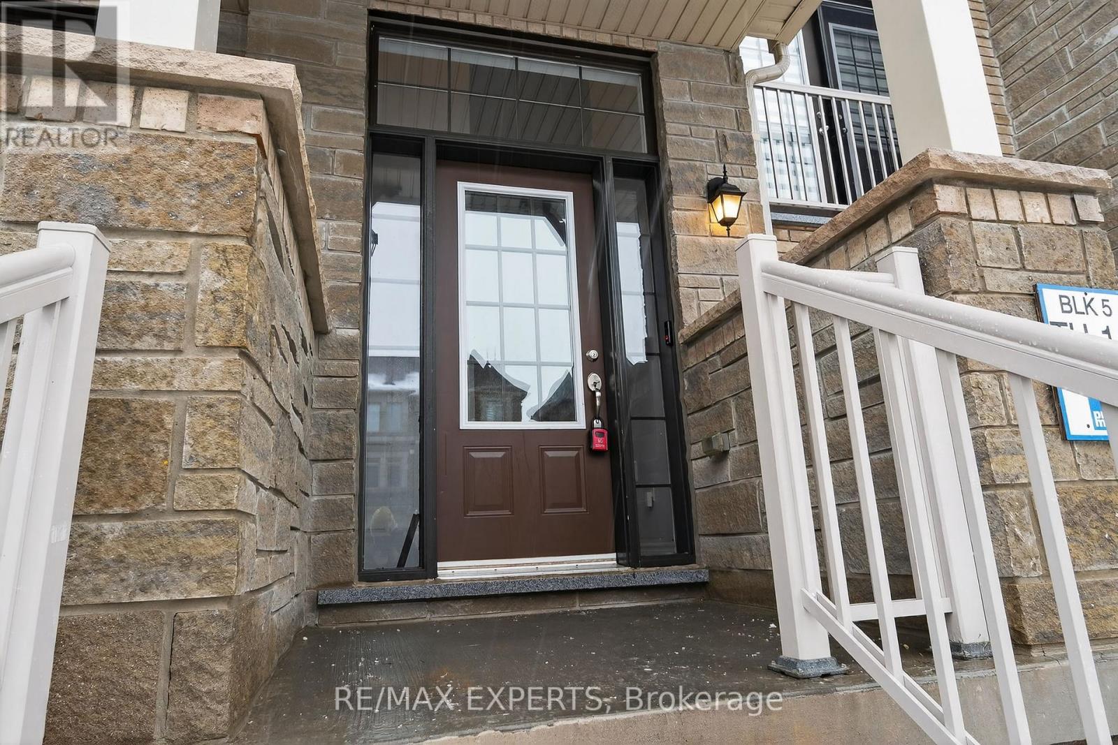 19 Sunset Terrace, Vaughan, Ontario  L4H 4S3 - Photo 3 - N12816120