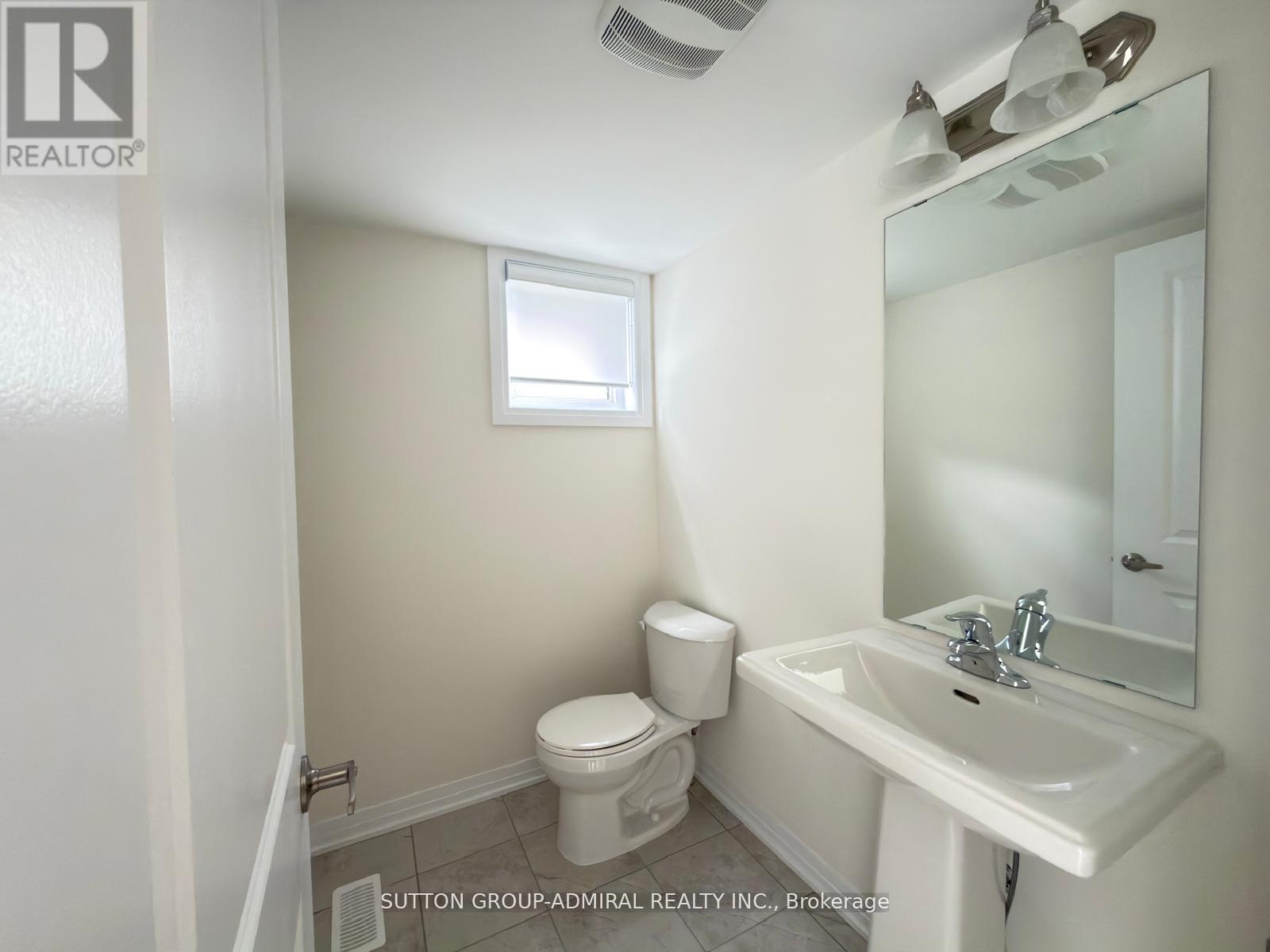 72 Lunay Drive, Richmond Hill, Ontario  L4S 0P2 - Photo 9 - N12816184