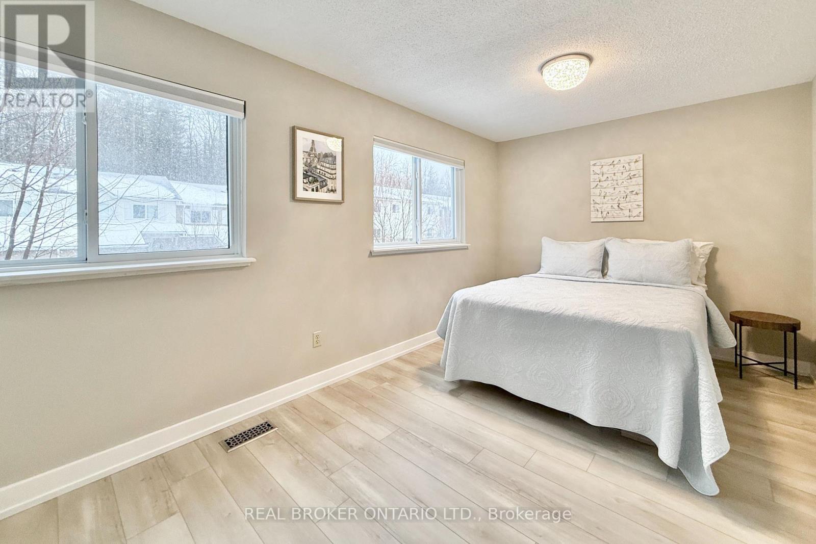 617 Gibney Crescent, Newmarket, Ontario  L3X 1Y3 - Photo 19 - N12816188