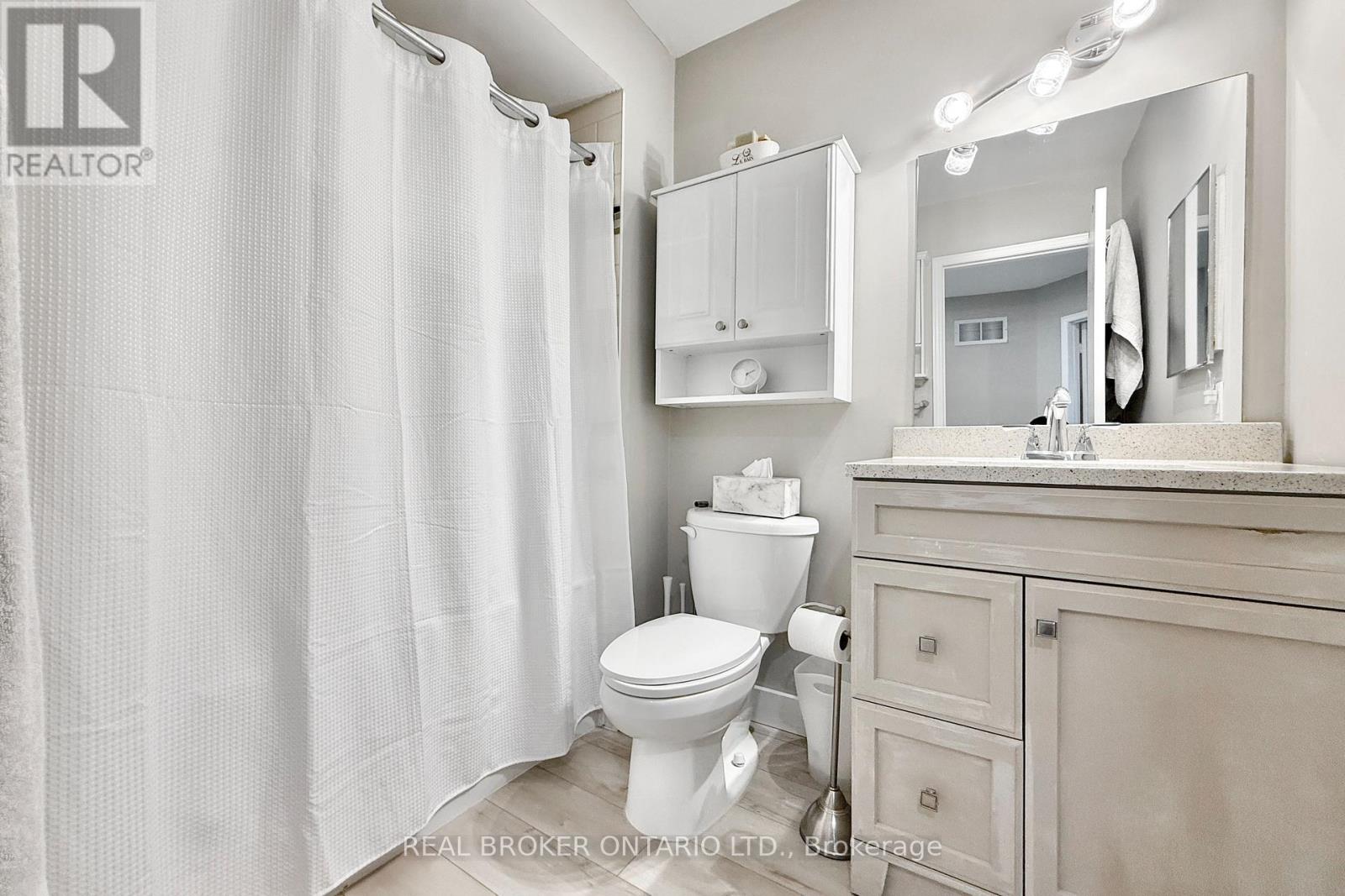 617 Gibney Crescent, Newmarket, Ontario  L3X 1Y3 - Photo 21 - N12816188