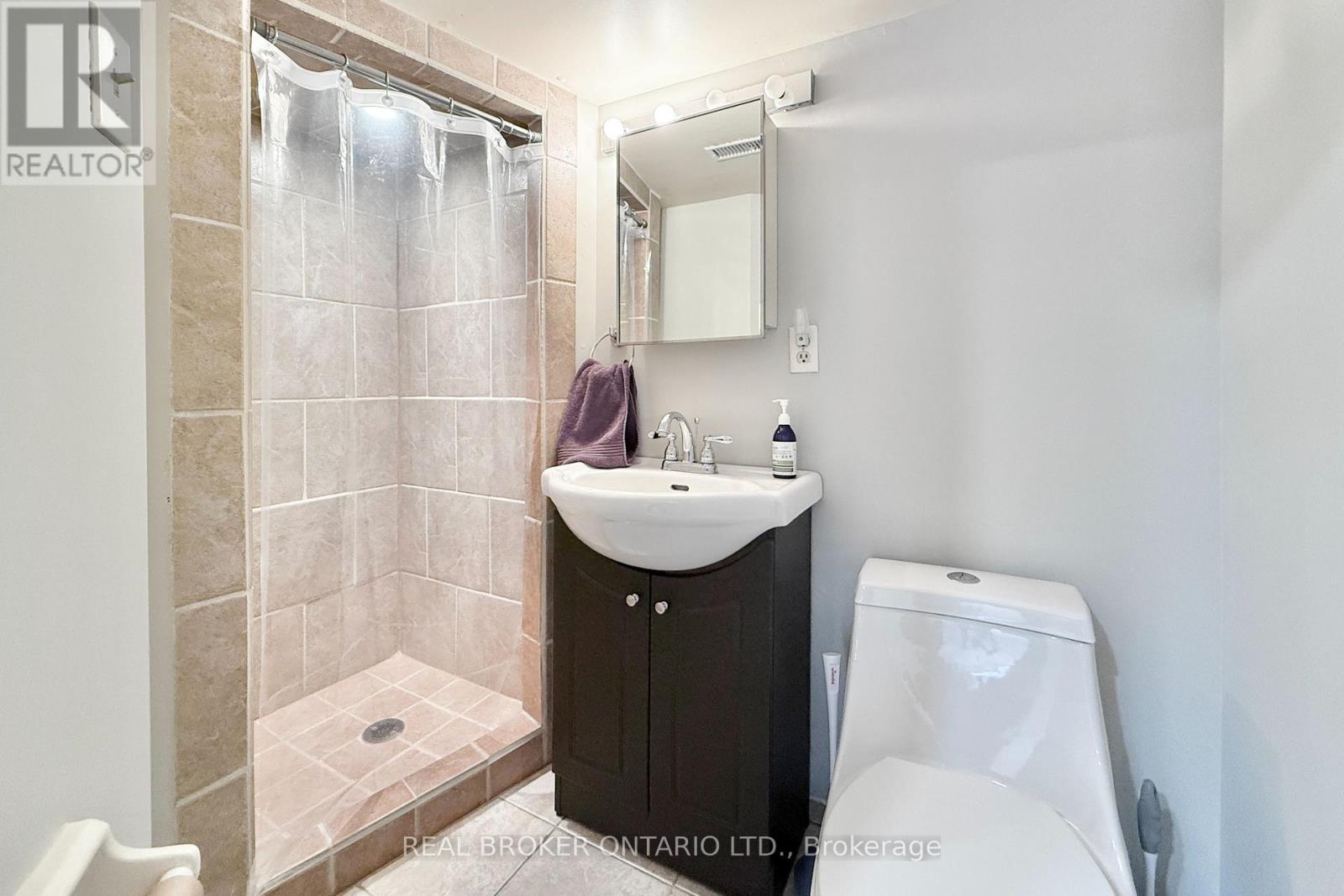 617 Gibney Crescent, Newmarket, Ontario  L3X 1Y3 - Photo 30 - N12816188