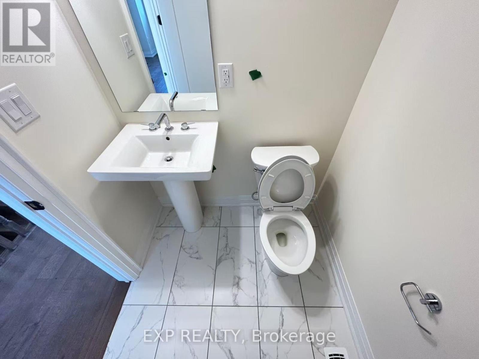 4255 Major Mackenzie Drive E, Markham, Ontario  L6C 3L5 - Photo 17 - N12816196