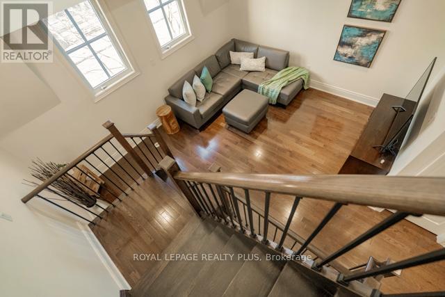 142 Rebecca Street, Oakville, Ontario  L6K 1J5 - Photo 30 - W12679706