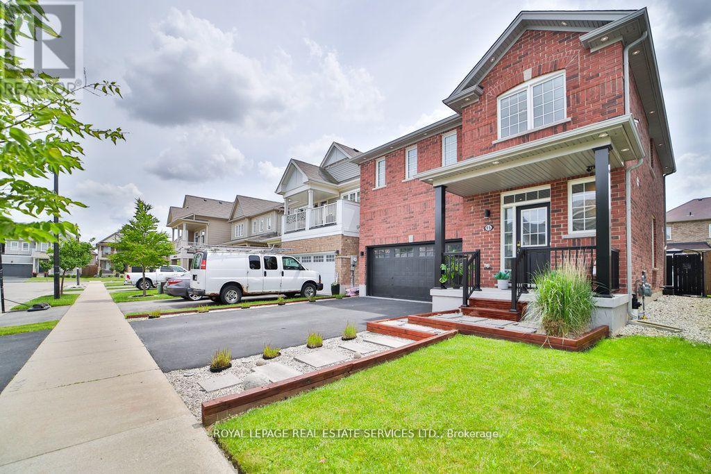 15 Mcallistar Drive, Hamilton, Ontario  L0R 1C0 - Photo 2 - X12814586
